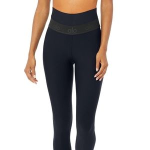 ISO Alo Yoga The Fitness Legging in all black